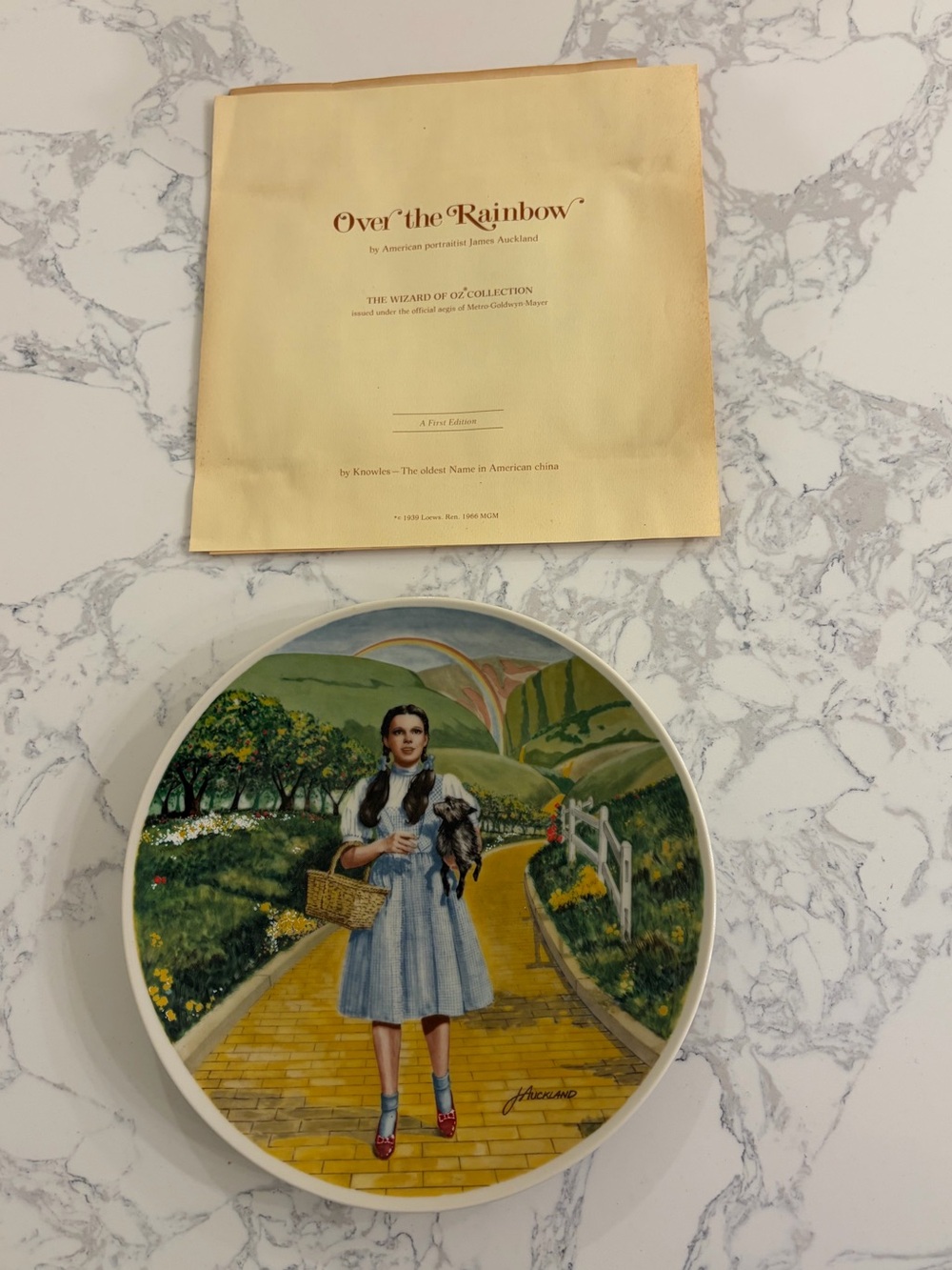 Vintage 70’s wizard of oz over the rainbow collector plate with COA and box